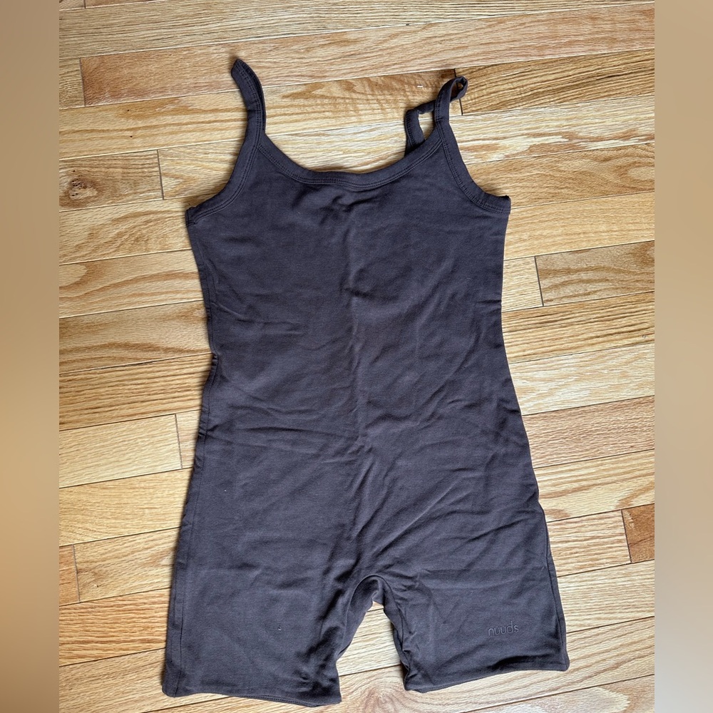 Nuuds romper
